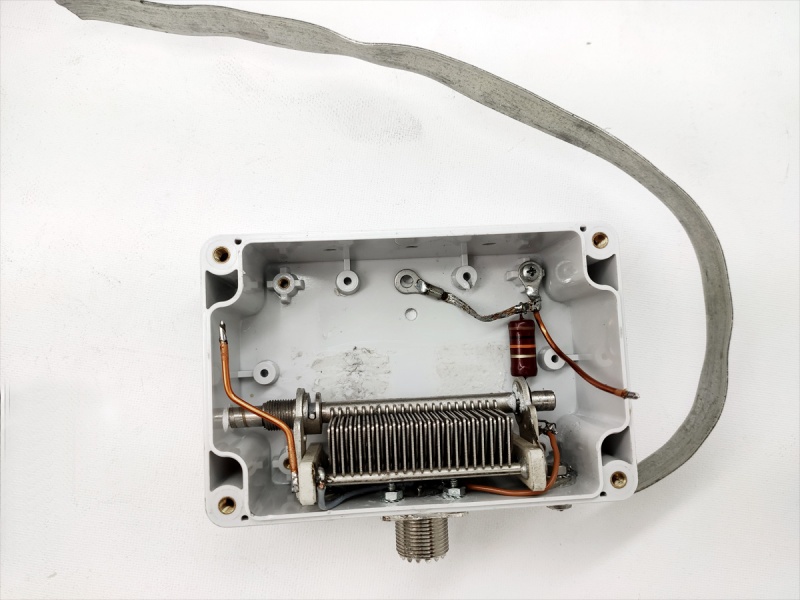 File:CaP05-Antenna 1-Tuner Box.jpg